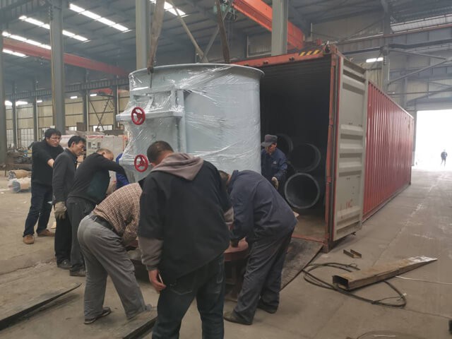 发往越南5R4119型雷蒙磨